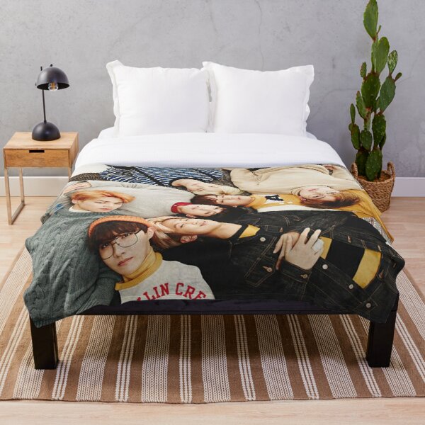 BTS  Throw Blanket RB2507 product Offical BTS Merch