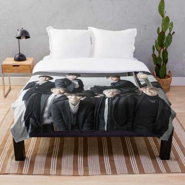 BTS Throw Blanket RB2507 product Offical BTS Merch