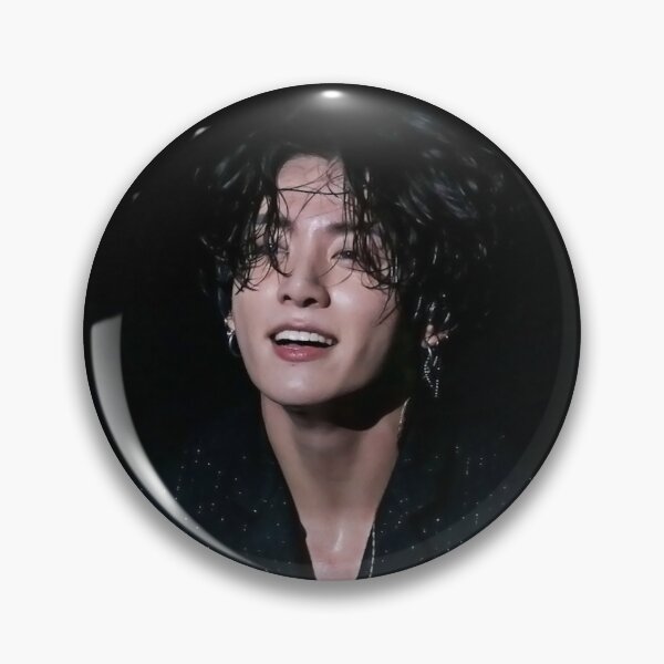 BTS - JUNGKOOK Pin RB2507 product Offical BTS Merch